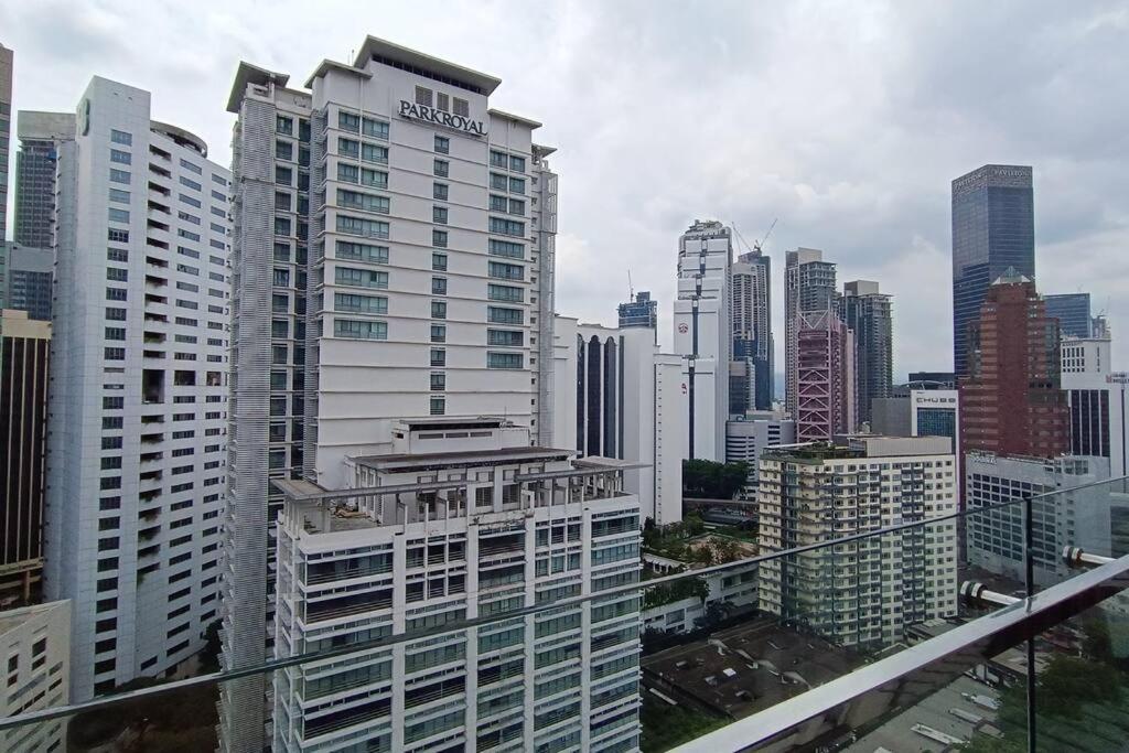 A05 Bukit Ceylon Kl Tower View Balcony Apartment Kuala Lumpur Eksteriør billede